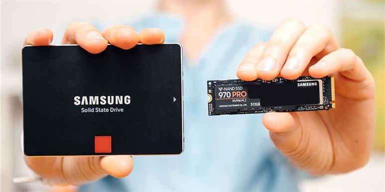 مقایسه SSD و NVMe برای سرورها: بهترین انتخاب برای عملکرد و امنیت داده‌ها